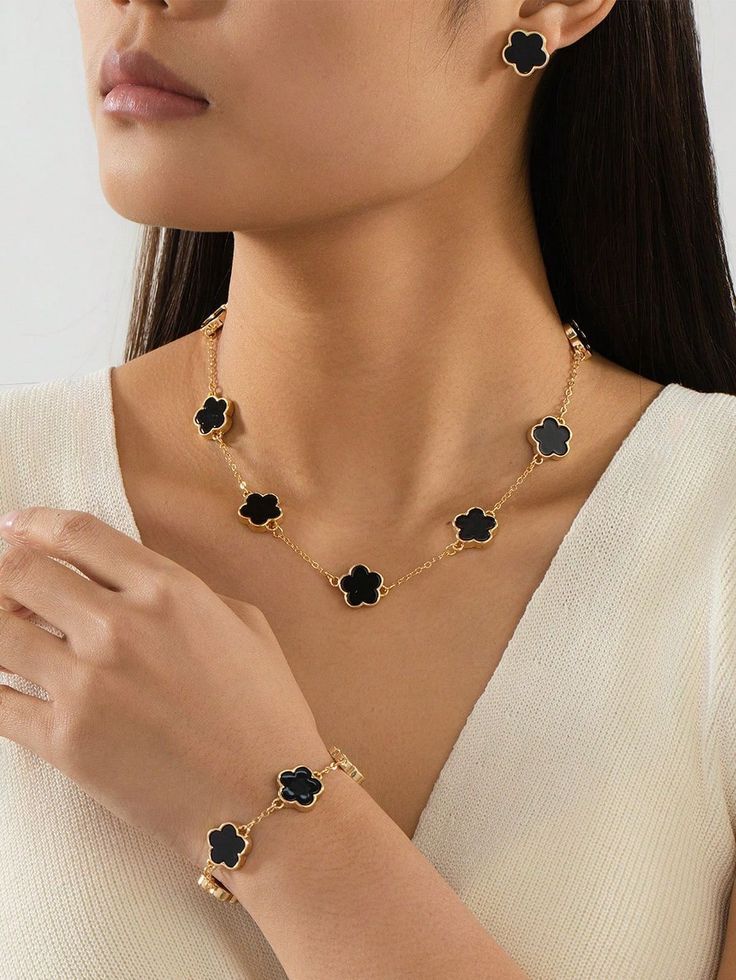 Leaf Clover Jewelry Set