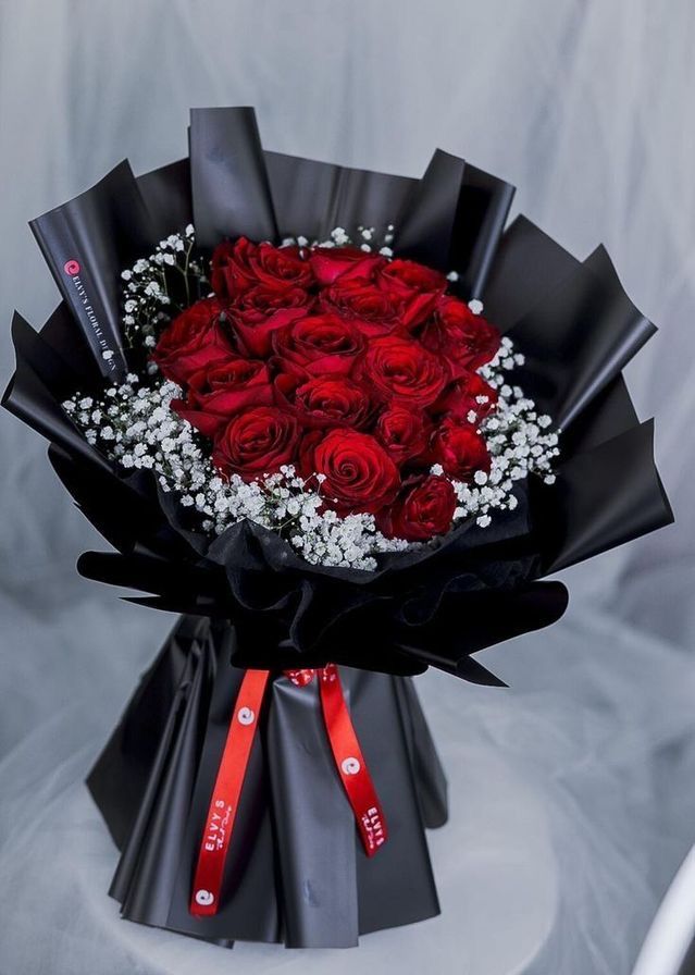 Red Flowers Bouquet