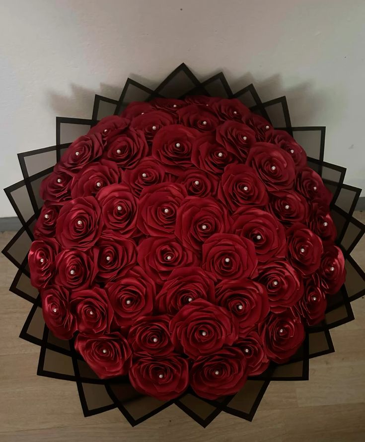 Red Flowers Bouquet in Just 5000