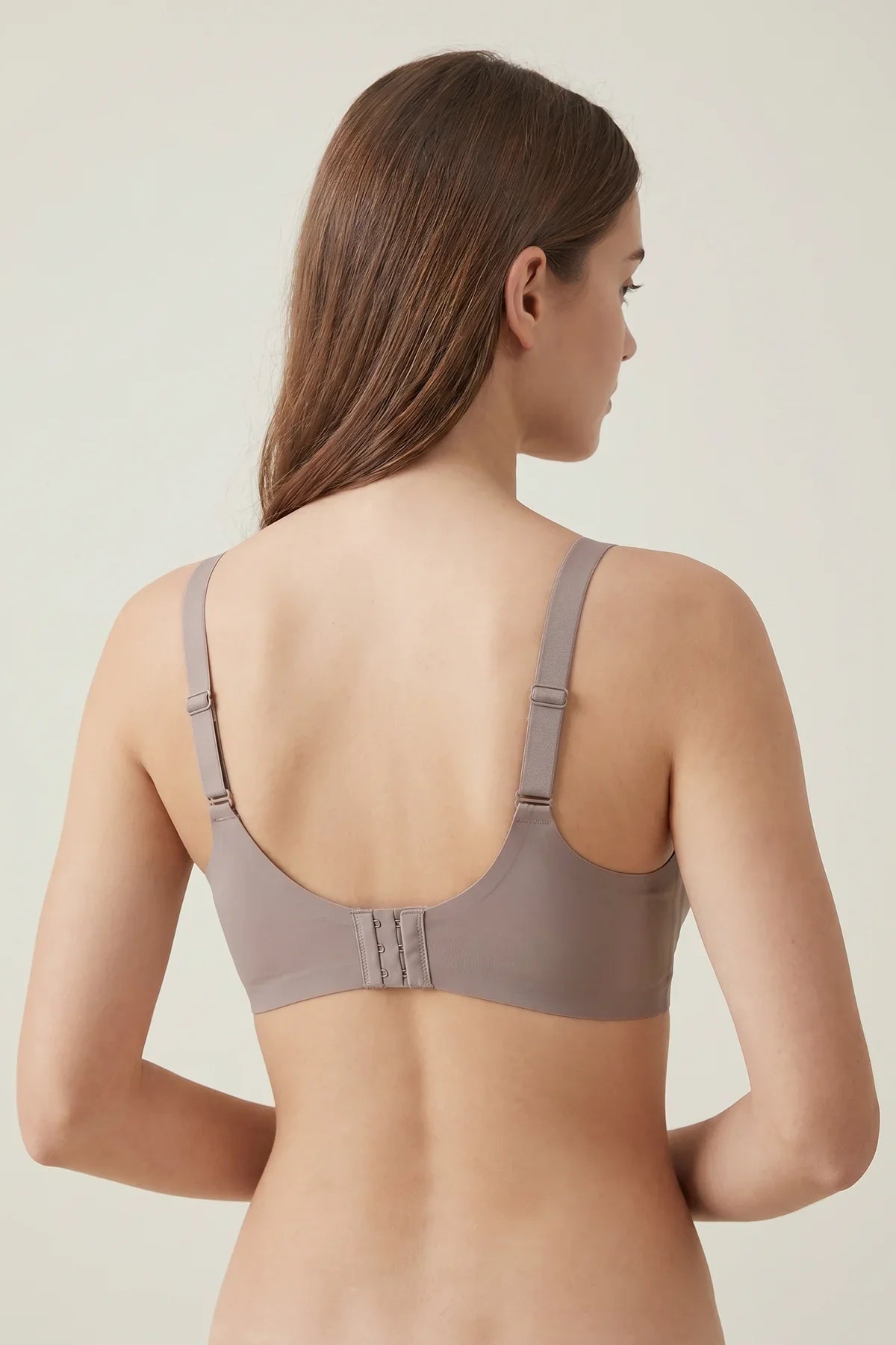 Seamless Bonded Bra Coffee – Back view with hook closure