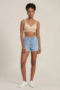 Seamless Bonded Bra – Wire-Free Comfort Bra worn with denim shorts