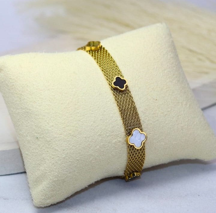 Gold Mesh Chain Double Clover Charm Bracelet