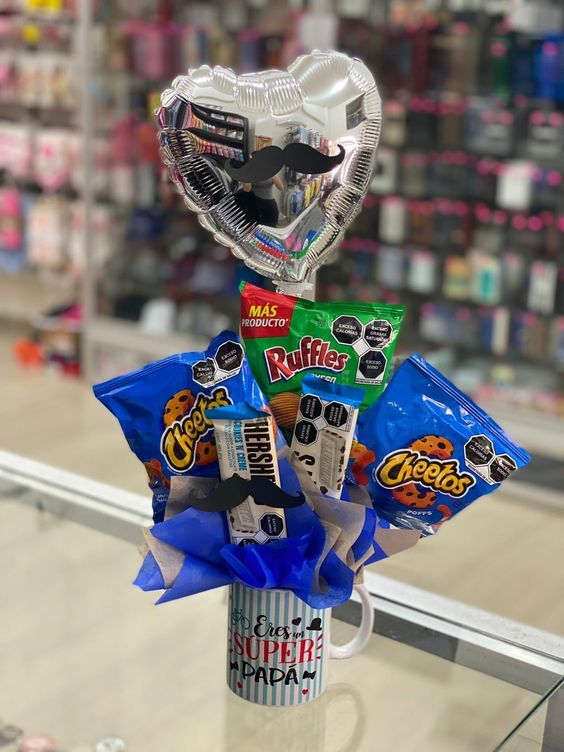 Father Day Snack Mug Bouquet – Cheetos, Ruffles, Hershey's & Silver Heart Balloon