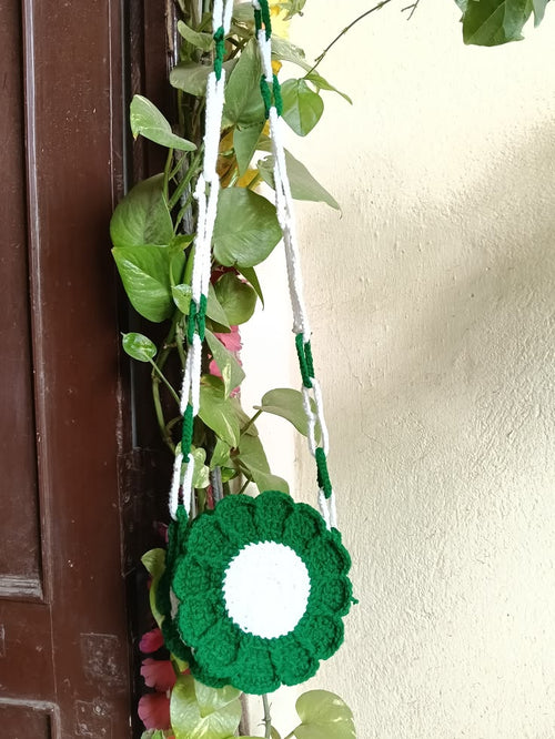 14 August Crochet Flower Crossbody Bag Green White